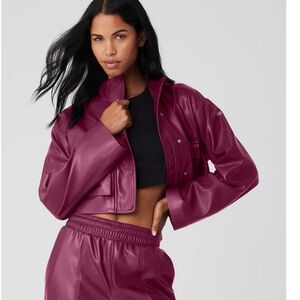 Worn 1x. Alo jacket. True to size.